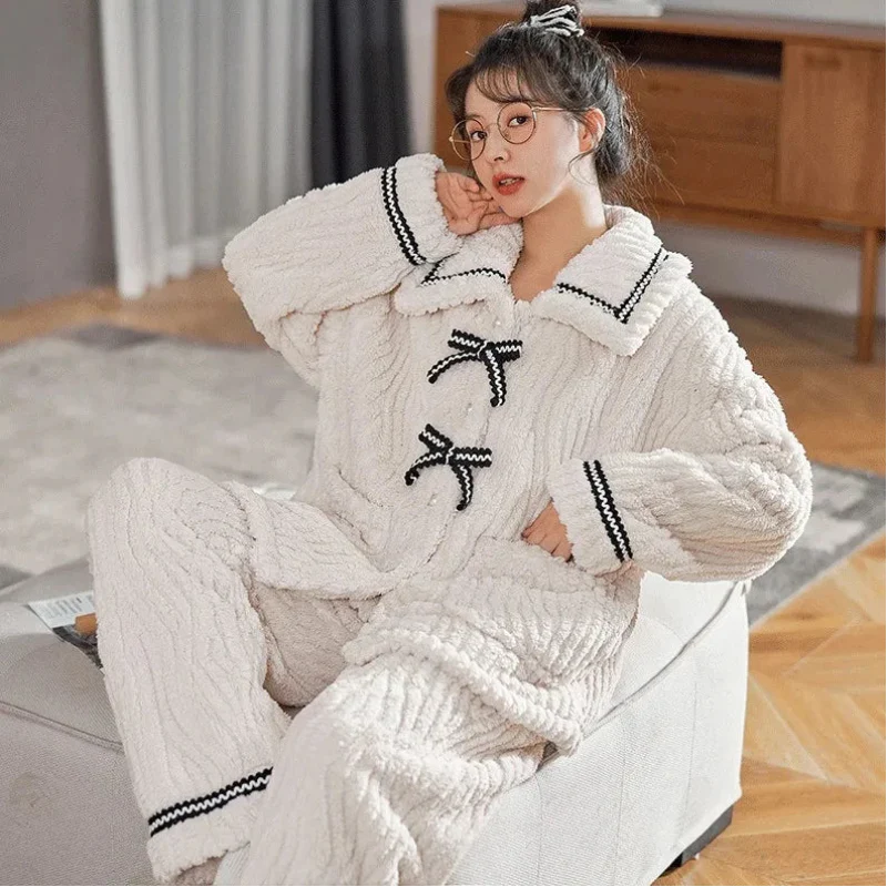 Cute White & Black Pajamas